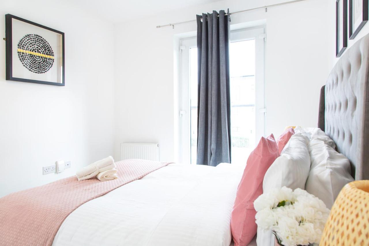 Cozy Townhouse In The Heart Of Greater Manchester Villa Kültér fotó